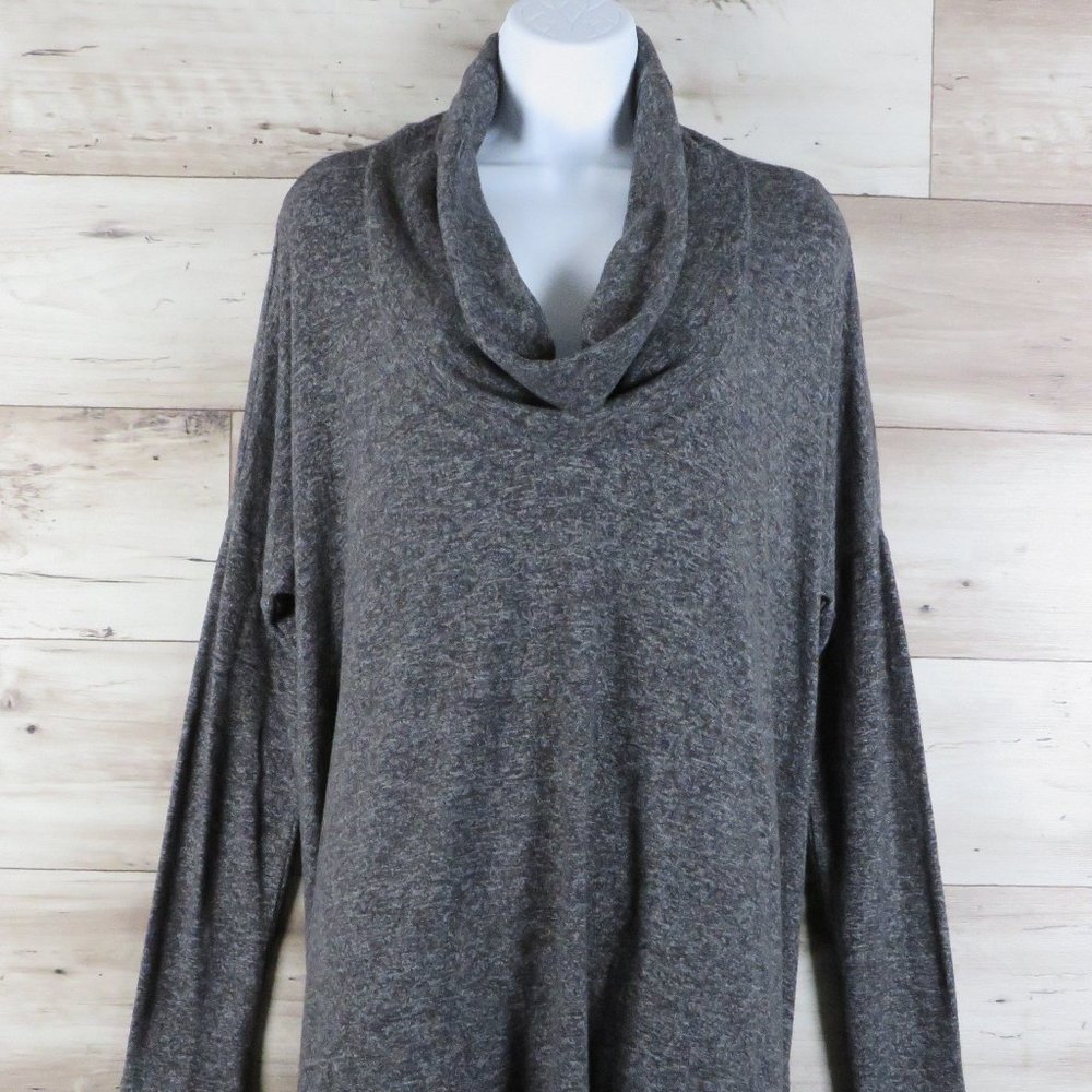 Express* Women's Long Sleeve Cowl Neck Asymmetrical Hem Pullover Blouse~Size M/L